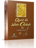 Quét lá sân chùa